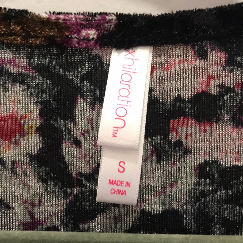 Velvet Robe - Picture 6 of 7